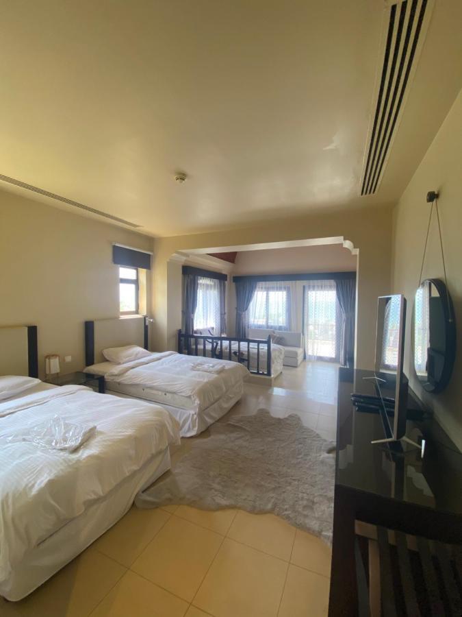 The Villa At Cove 拉斯阿尔卡麦 外观 照片